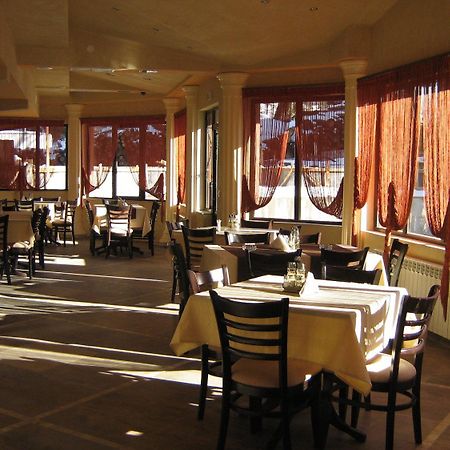צ'פלארה Family Hotel Yola מראה חיצוני תמונה