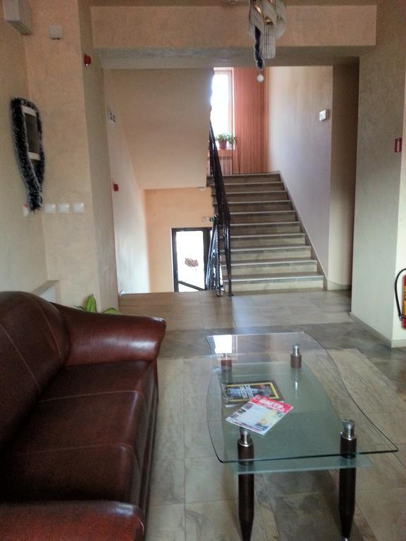 צ'פלארה Family Hotel Yola מראה חיצוני תמונה