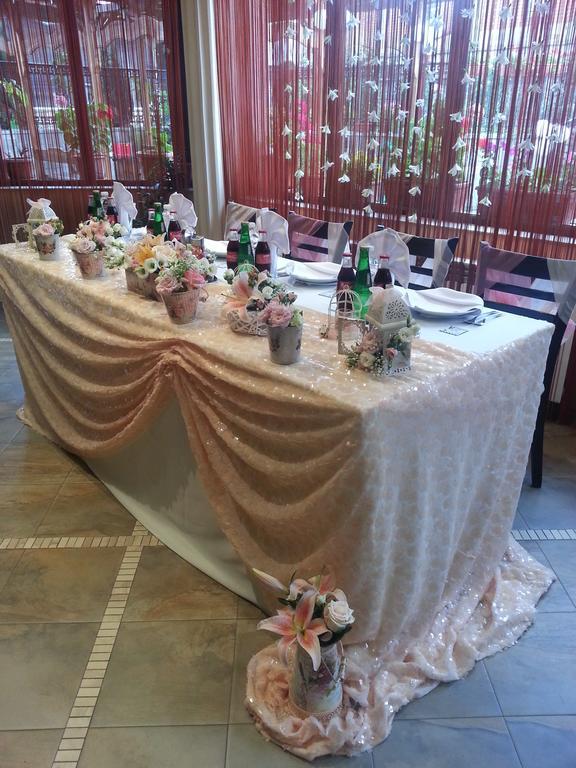 צ'פלארה Family Hotel Yola מראה חיצוני תמונה