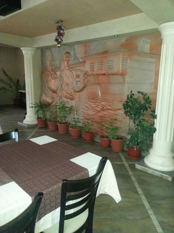 צ'פלארה Family Hotel Yola מראה חיצוני תמונה