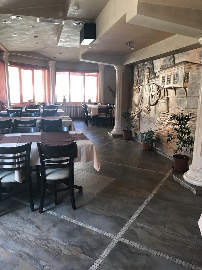 צ'פלארה Family Hotel Yola מראה חיצוני תמונה